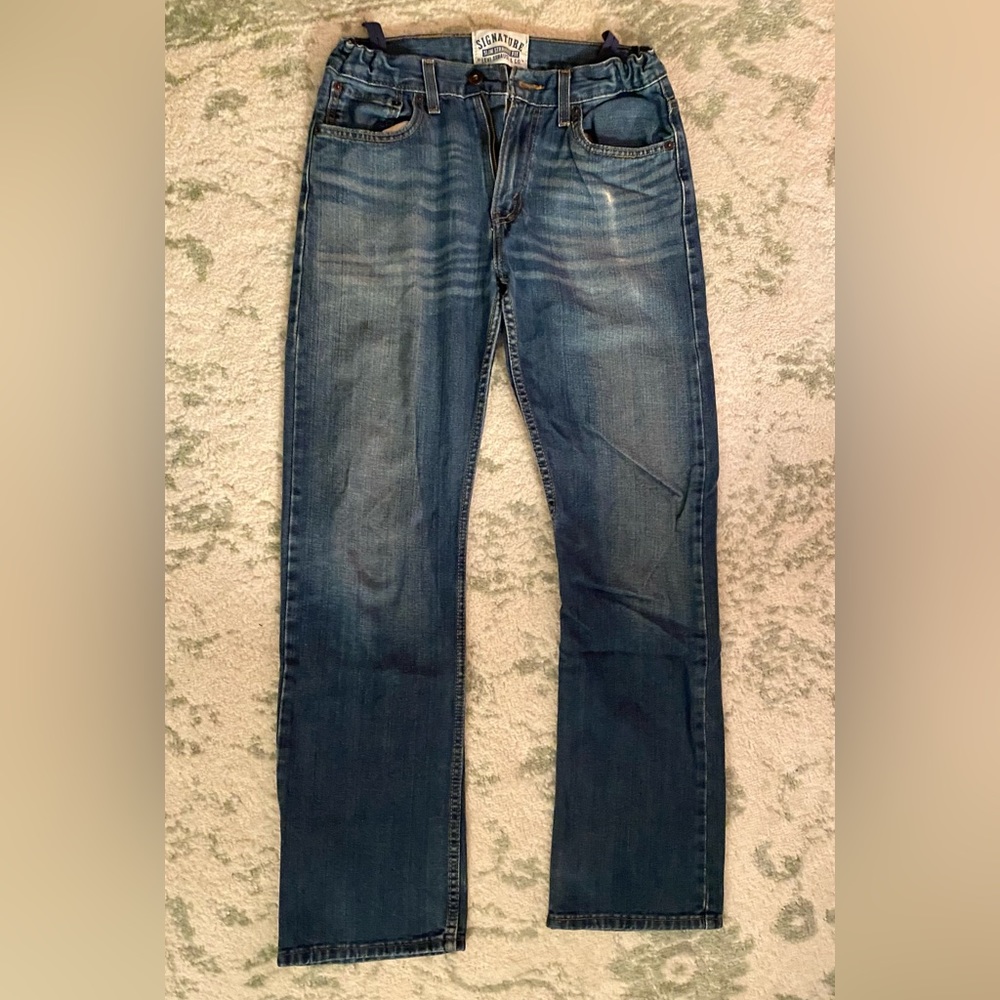 Levi's blue jeans
